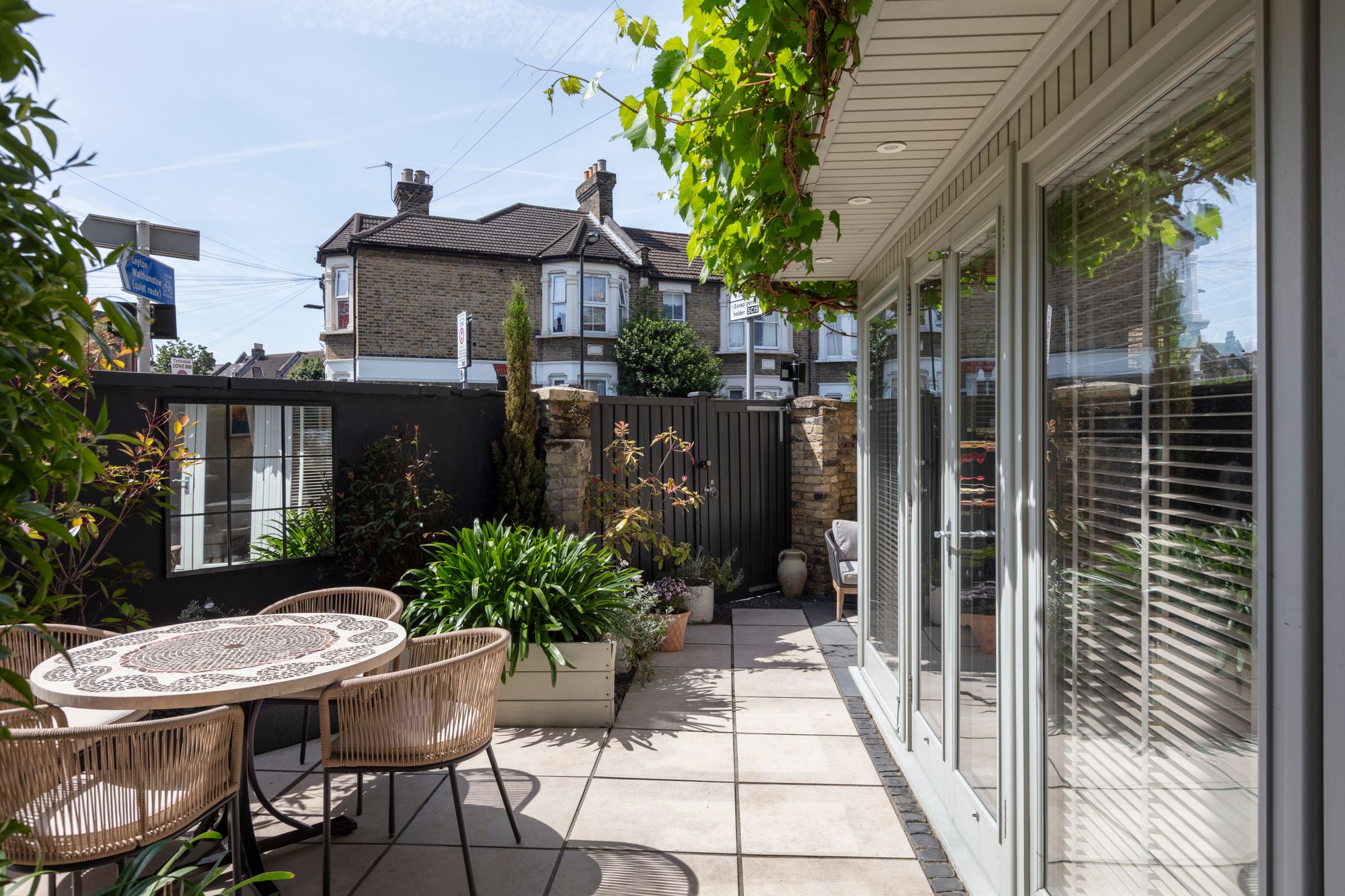 2 bed end of terrace house for sale in Richmond Road, Leytonstone, London, E11  - Property Image 49