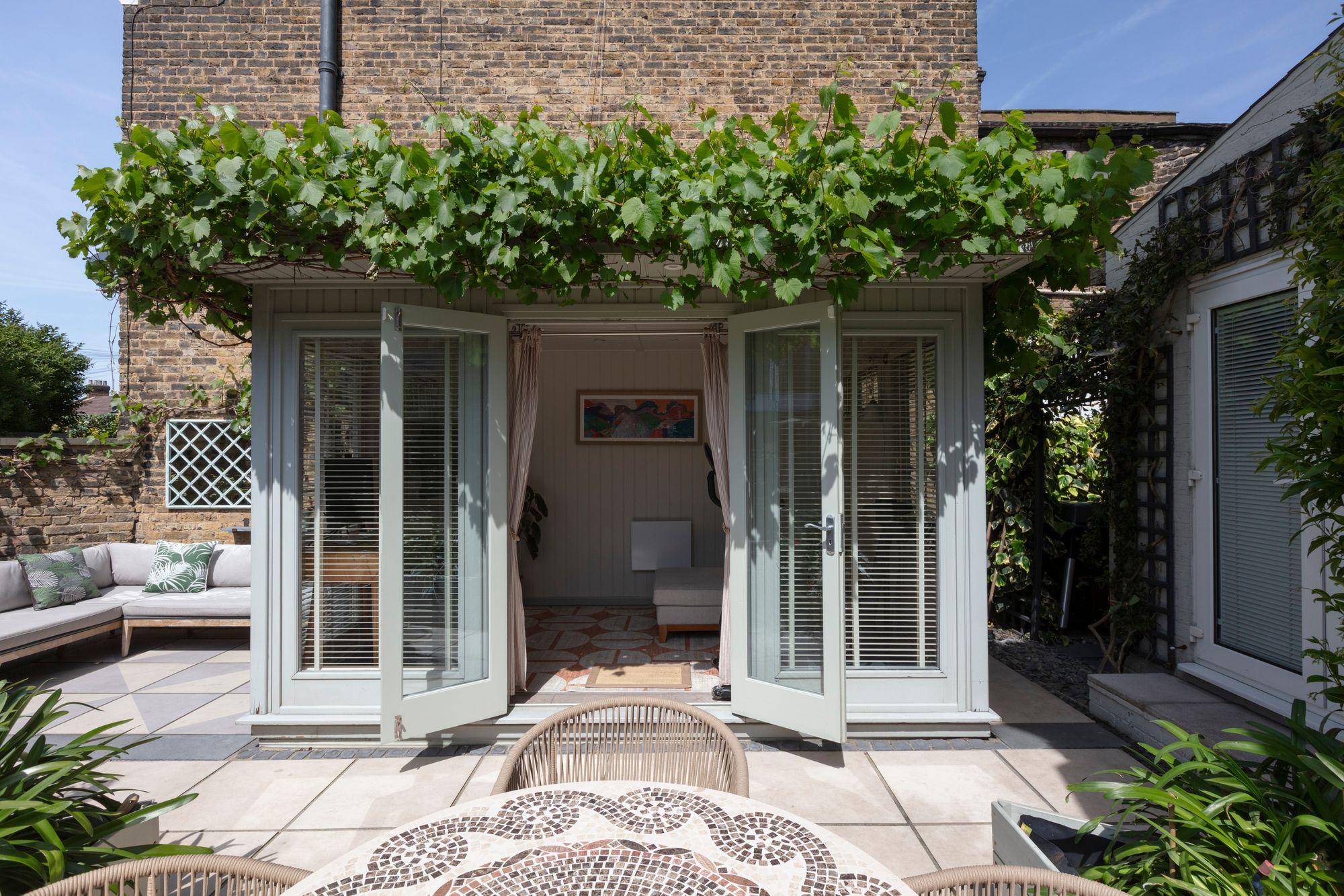 2 bed end of terrace house for sale in Richmond Road, Leytonstone, London, E11  - Property Image 57