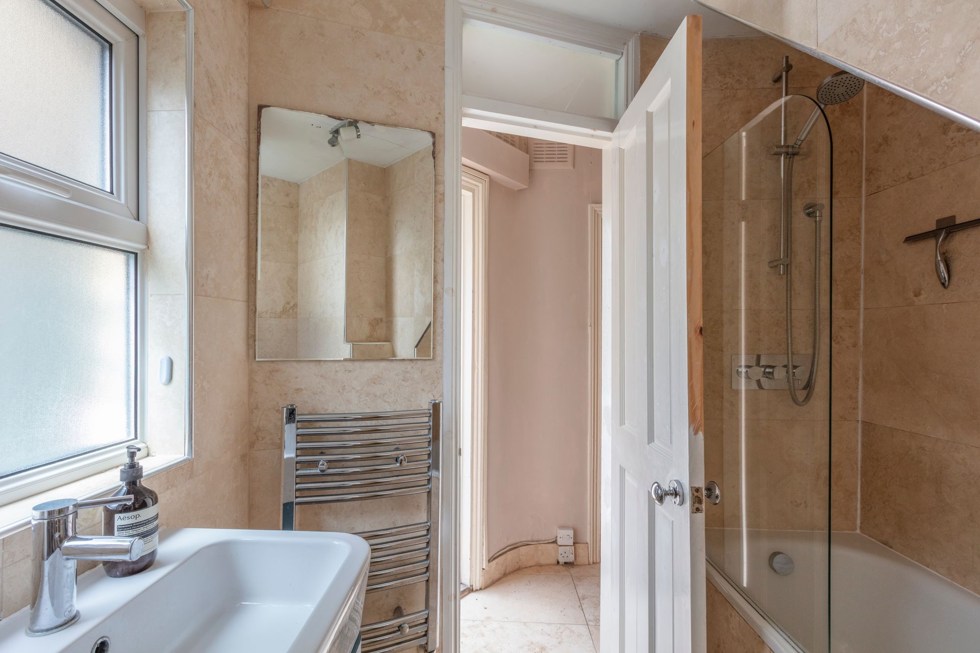 2 bed maisonette for sale in Twickenham Road, Leytonstone, London, E11  - Property Image 26