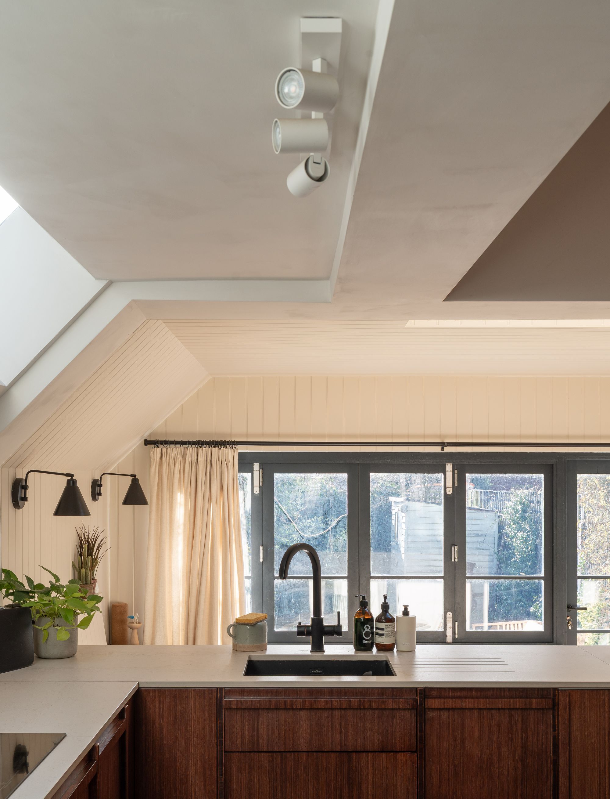 5 bed terraced house for sale in Beacontree Road, Bushwood, London, E11  - Property Image 21