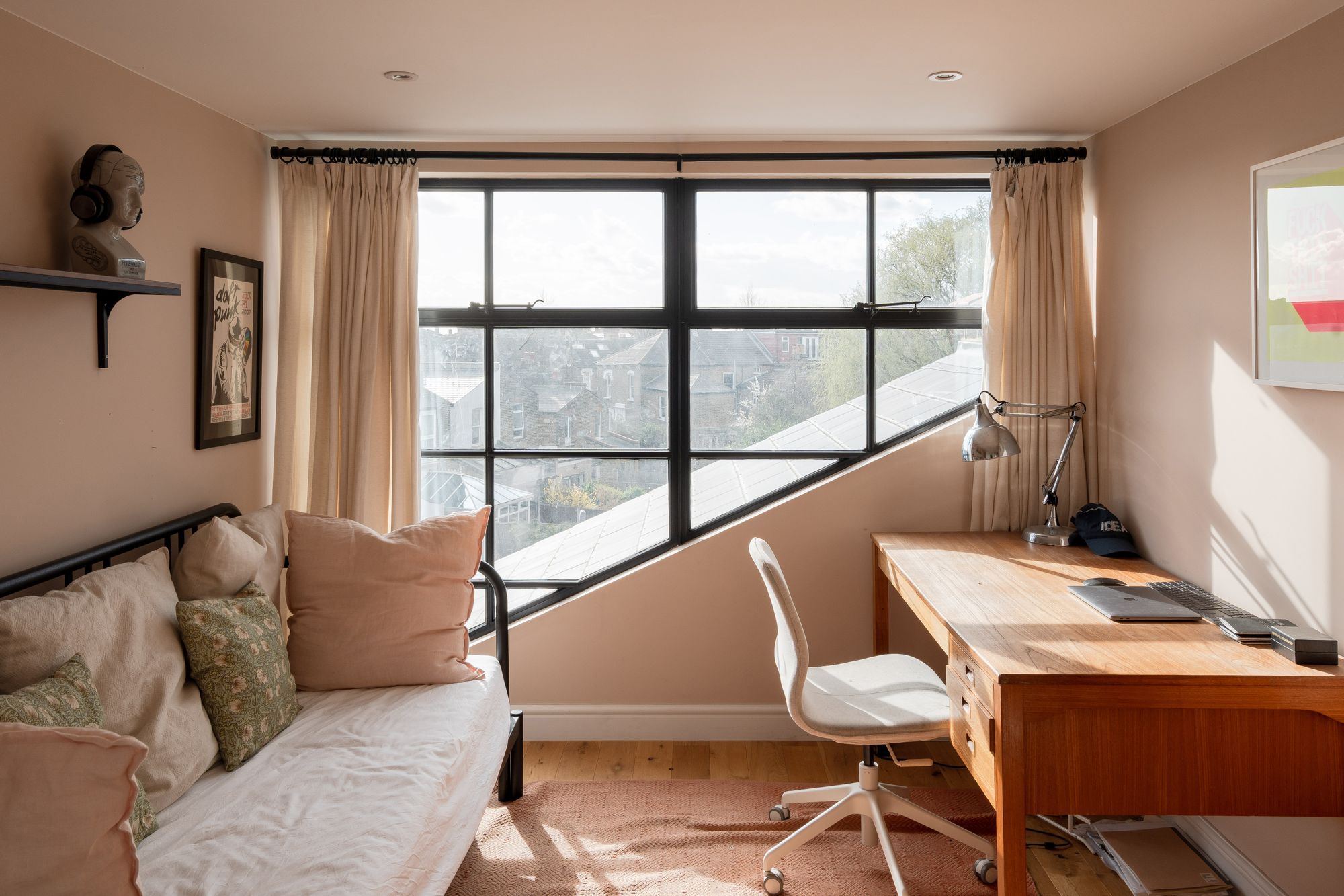 5 bed terraced house for sale in Beacontree Road, Bushwood, London, E11  - Property Image 41