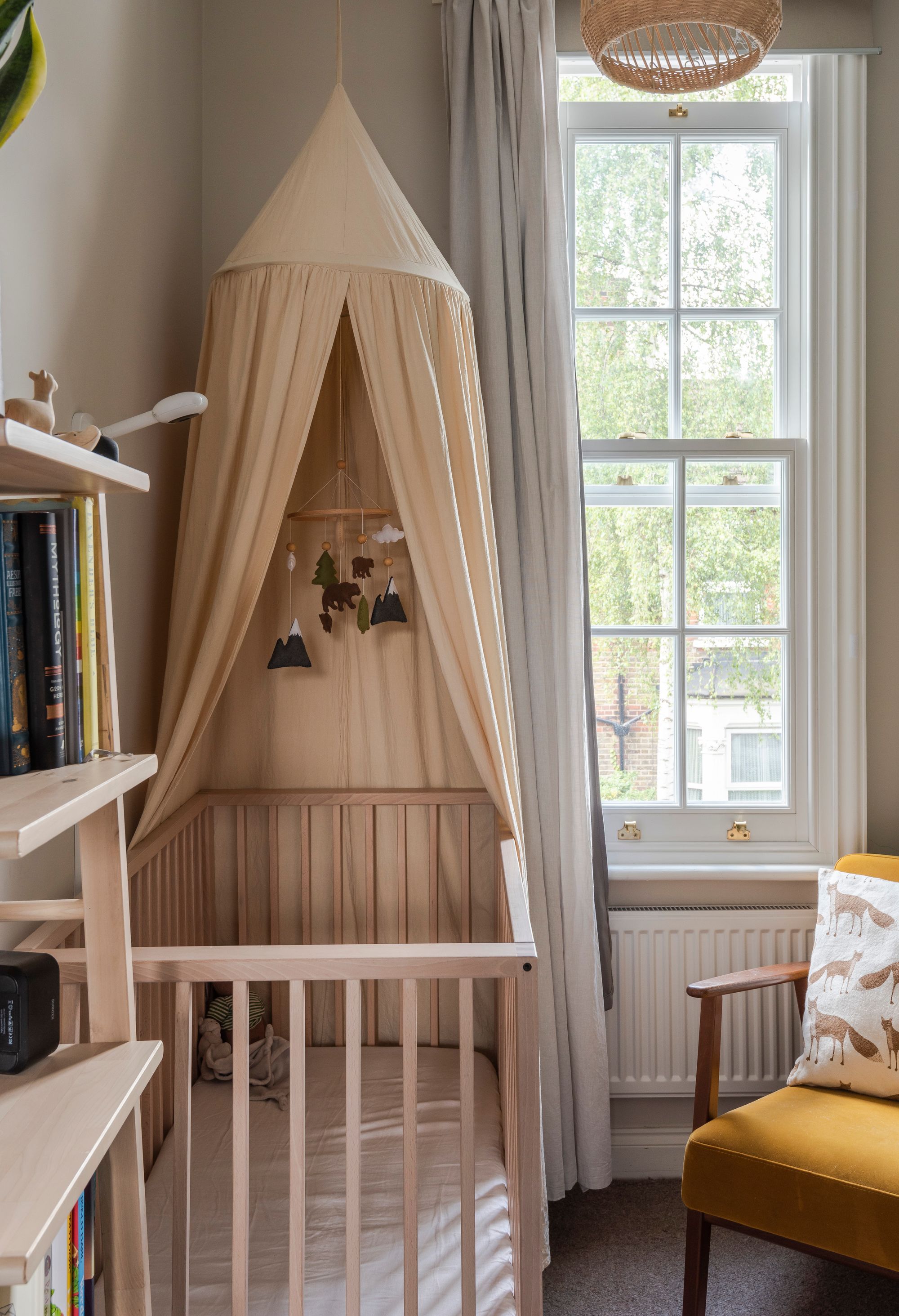 3 bed mid-terraced house for sale in Woodlands Road, Leytonstone, London, E11  - Property Image 32