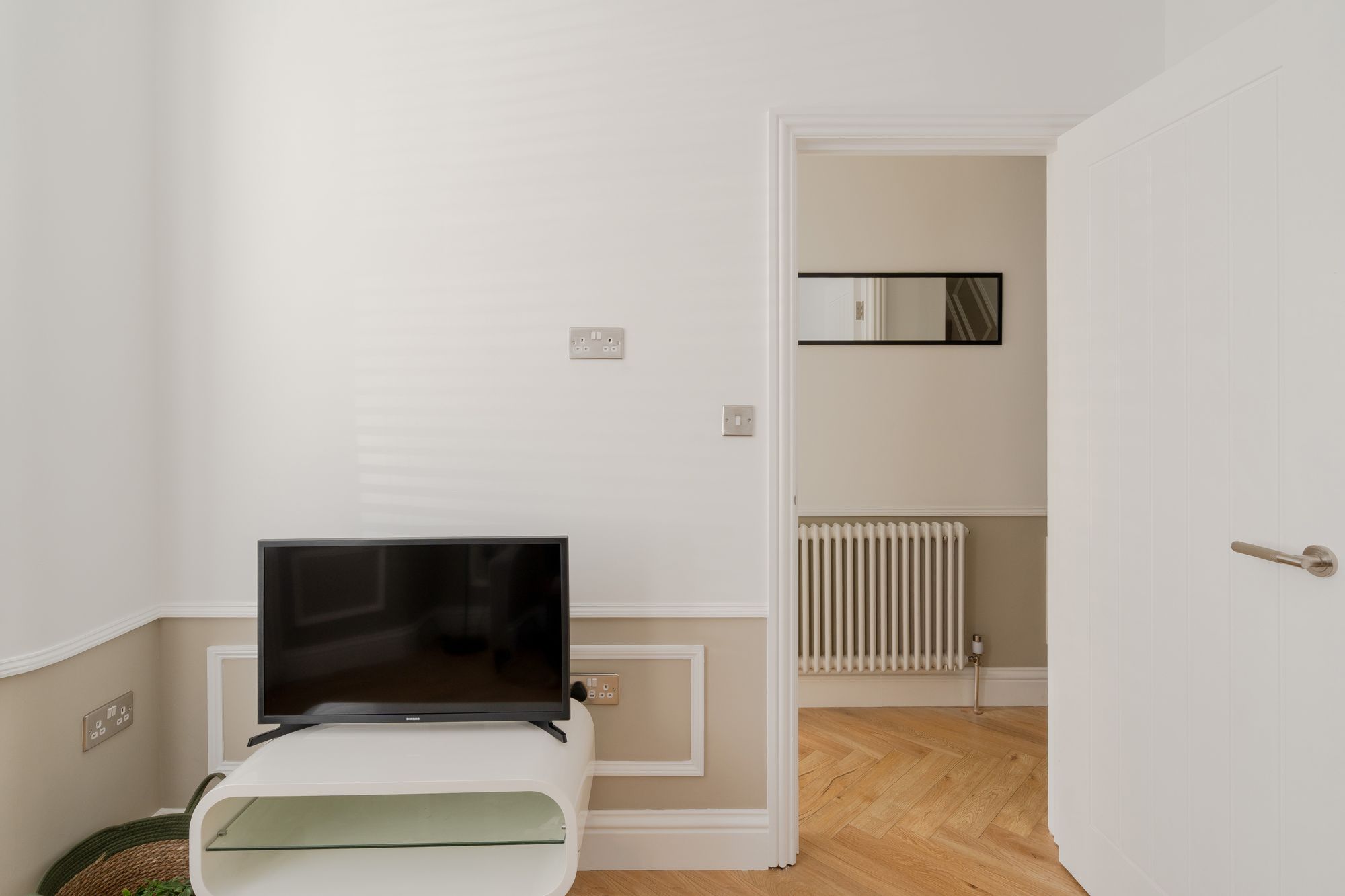 2 bed terraced house for sale in Farmer Road, Leyton, London, E10 - Property Image 6