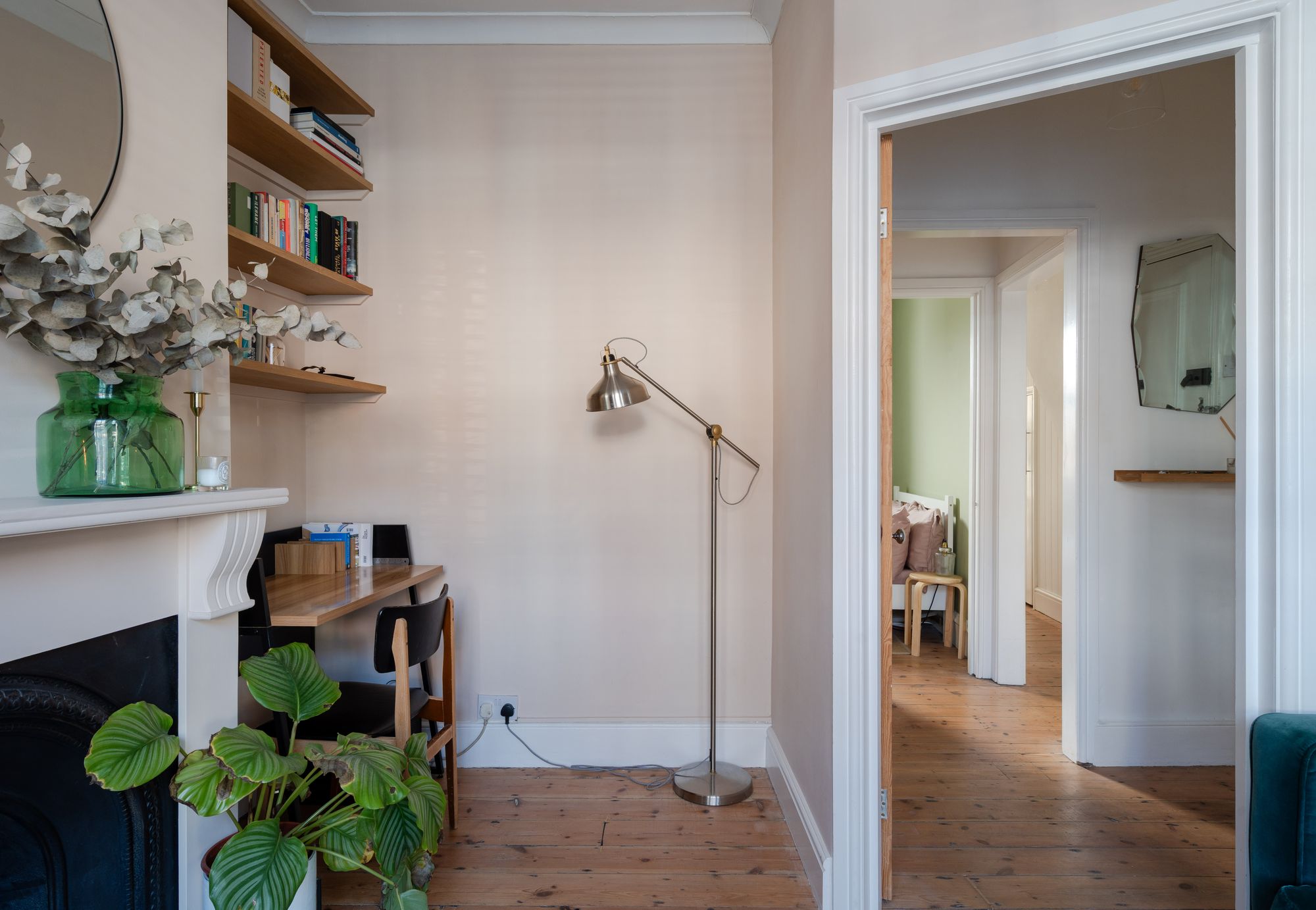 1 bed flat for sale in Scotts Road, Leyton, London, E10  - Property Image 3