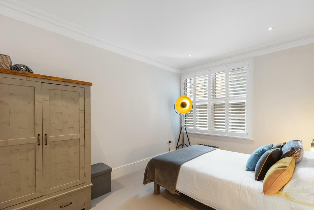 1 bed apartment for sale in Gordon Road, Ealing, London, W5  - Property Image 13