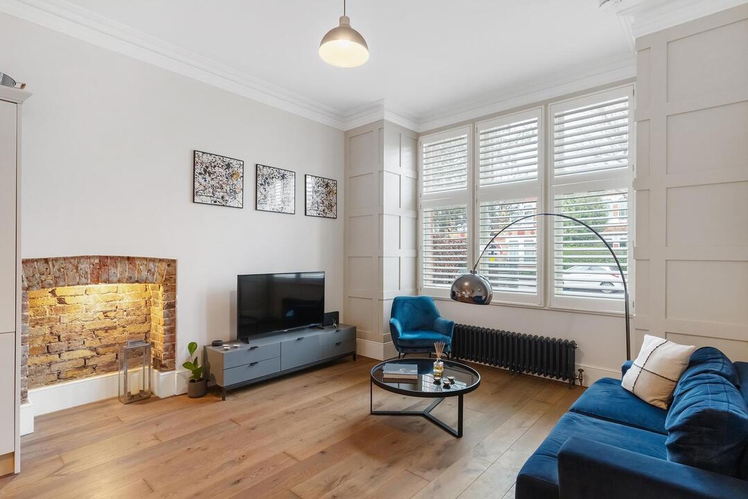 1 bed apartment for sale in Gordon Road, Ealing, London, W5  - Property Image 2