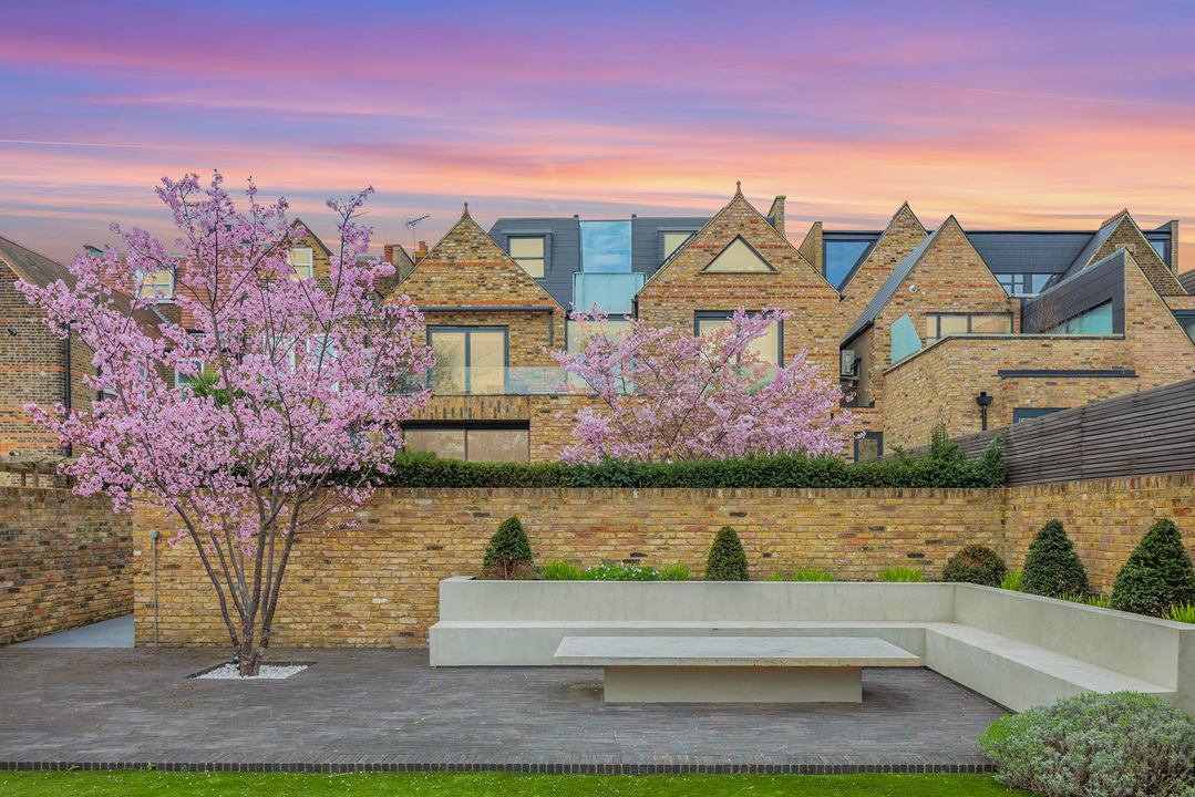 1 bed apartment for sale in Gordon Road, Ealing, London, W5  - Property Image 14