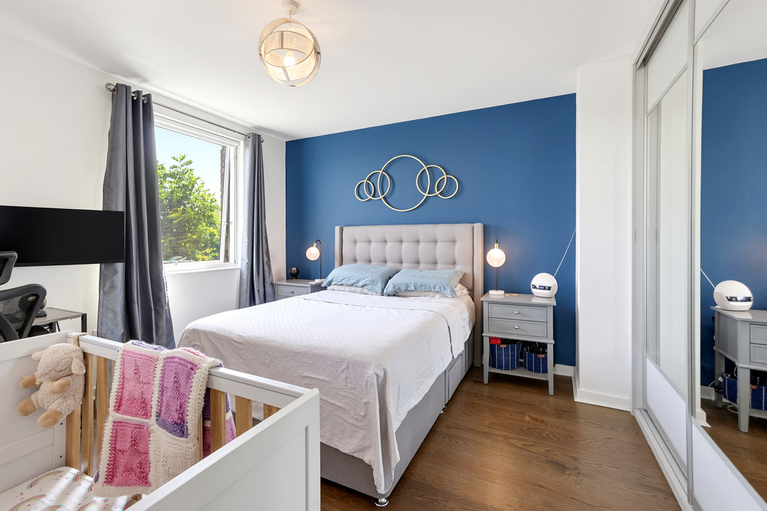1 bed apartment for sale in Relph Court, Kenneth Way, Ealing, London, W5  - Property Image 9