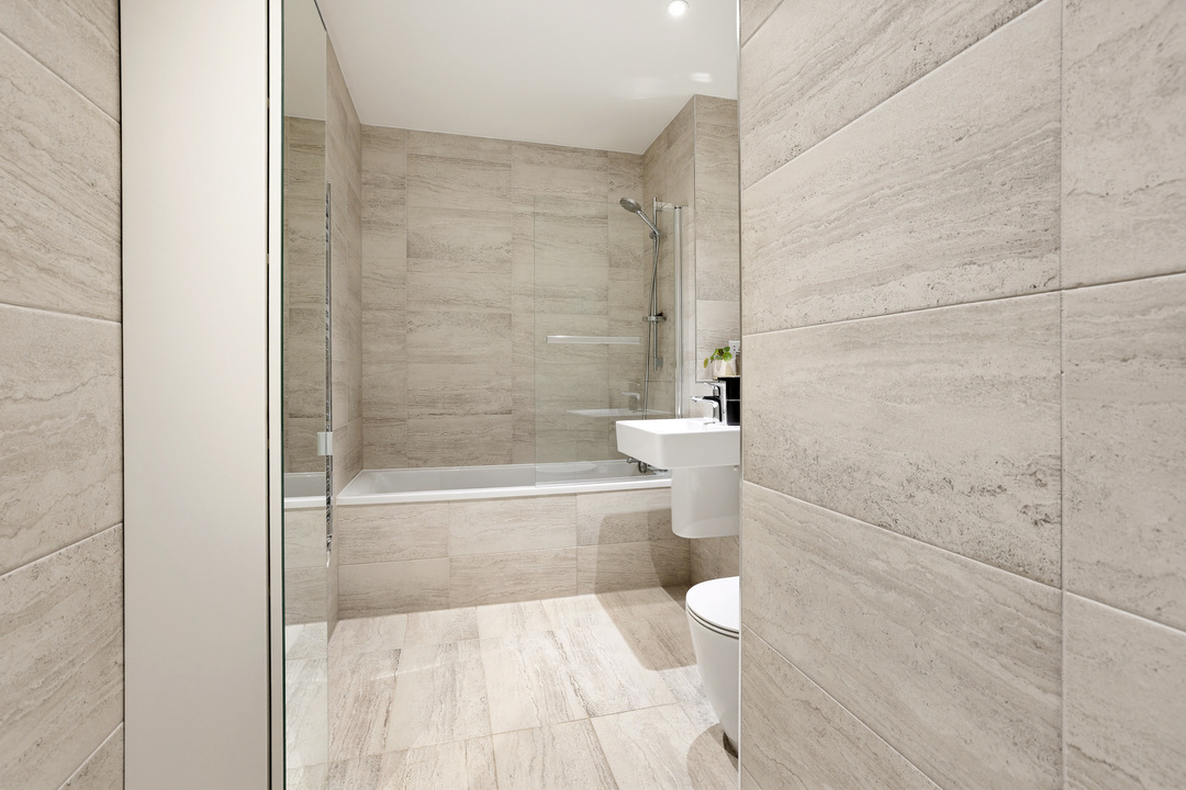 1 bed apartment for sale in Relph Court, Kenneth Way, Ealing, London, W5  - Property Image 15