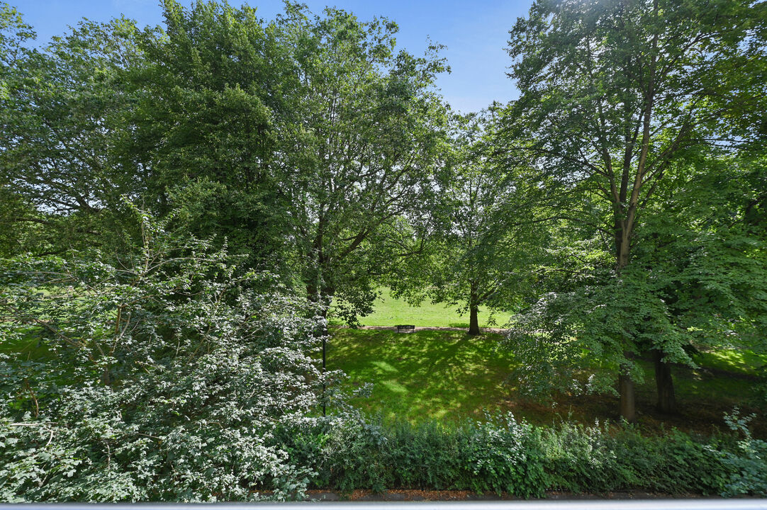 2 bed apartment for sale in Warton Court, All Saints Road, Acton, London, W3  - Property Image 7