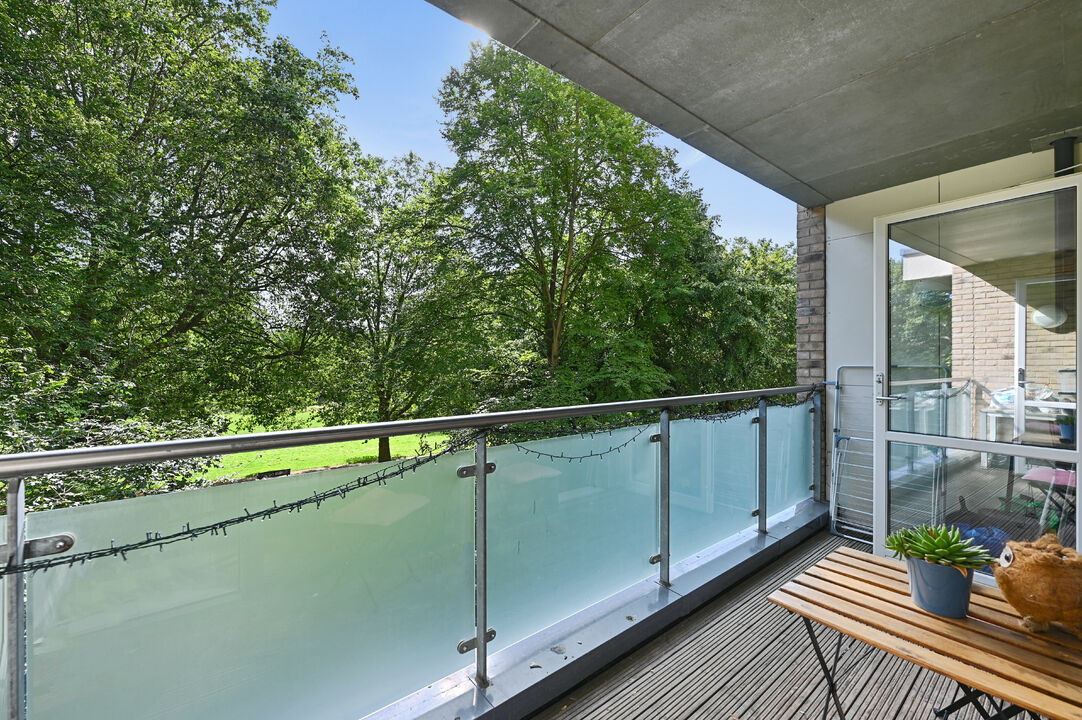 2 bed apartment for sale in Warton Court, All Saints Road, Acton, London, W3  - Property Image 6