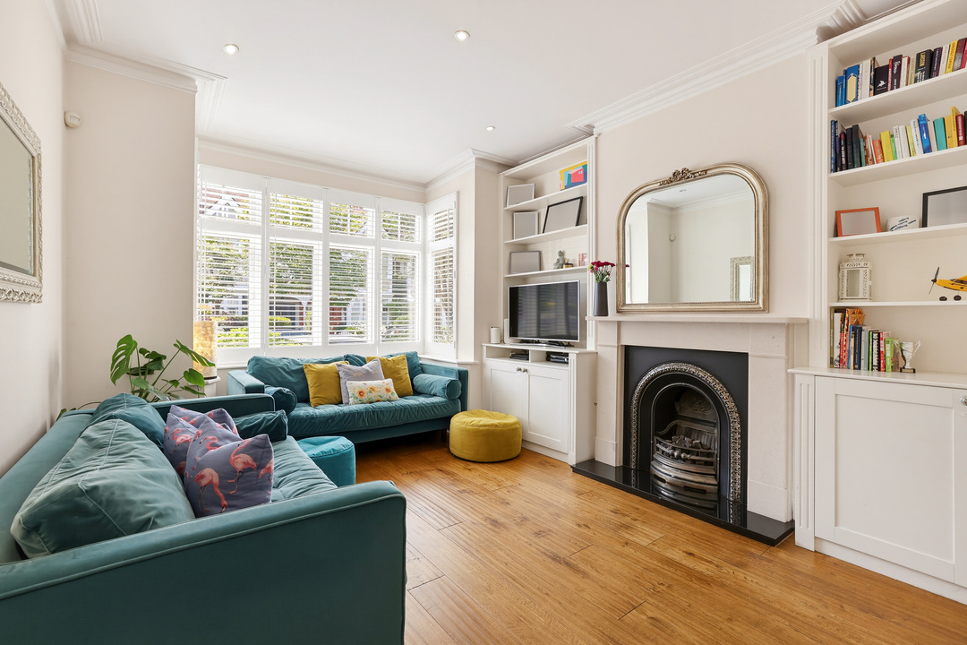 5 bed terraced house for sale in Barnfield Road, Ealing, London, W5  - Property Image 3