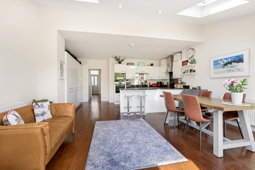 5 bed terraced house for sale in Barnfield Road, Ealing, London, W5  - Property Image 7