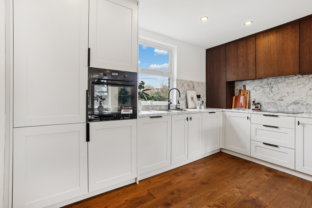 2 bed apartment for sale in Hastings Road, Ealing, London, W13  - Property Image 14