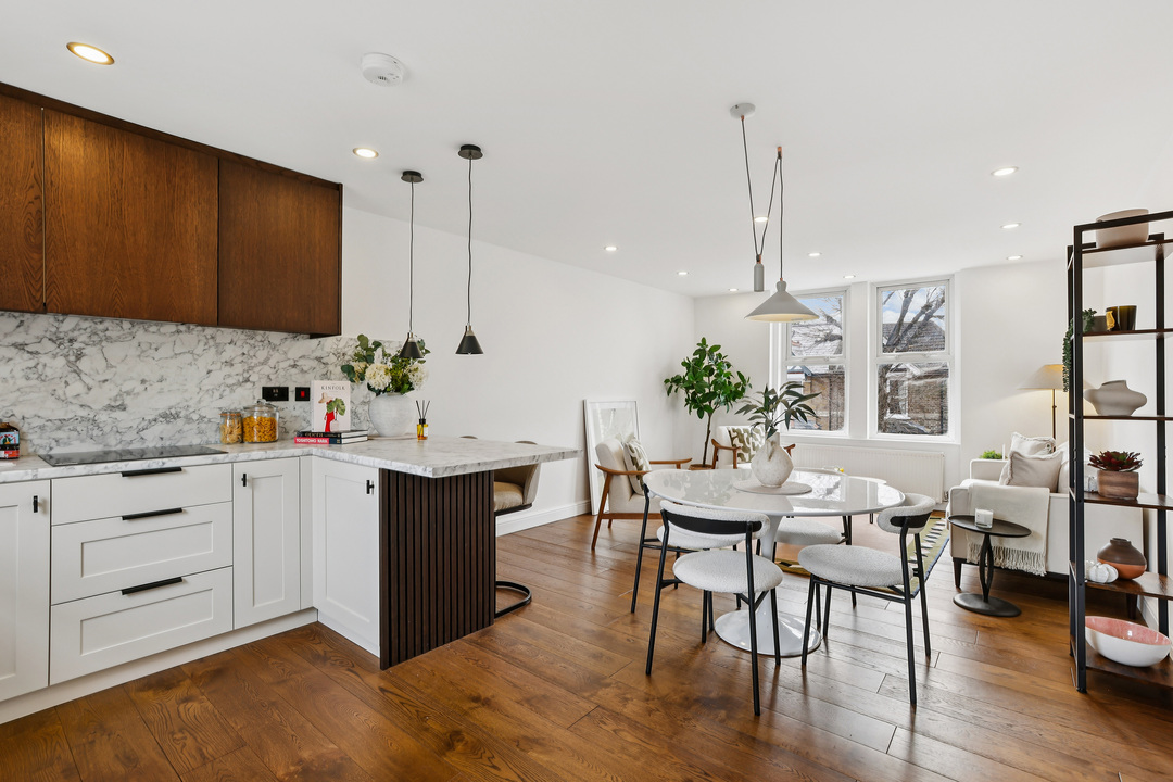 2 bed apartment for sale in Hastings Road, Ealing, London, W13  - Property Image 18