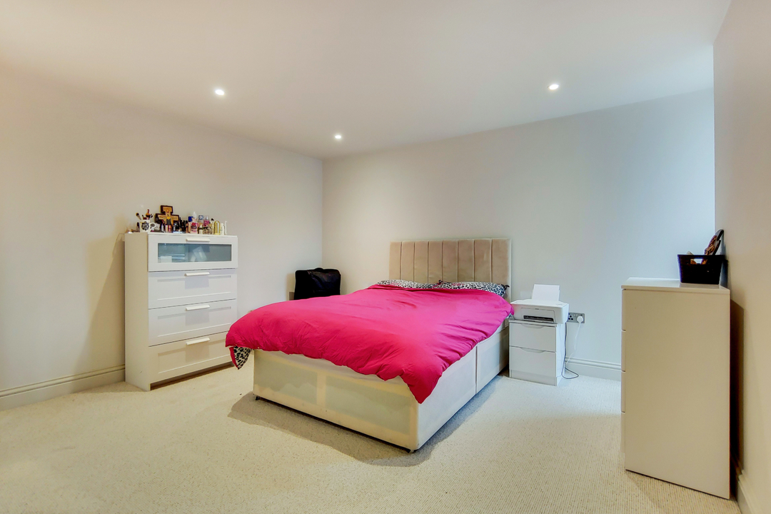 1 bed apartment to rent in North Common Road, Ealing, London, W5  - Property Image 11