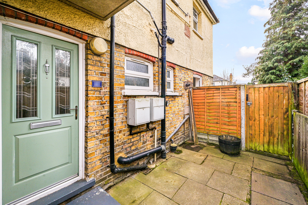 2 bed apartment for sale in Elderberry Road, Ealing, London, W5  - Property Image 10