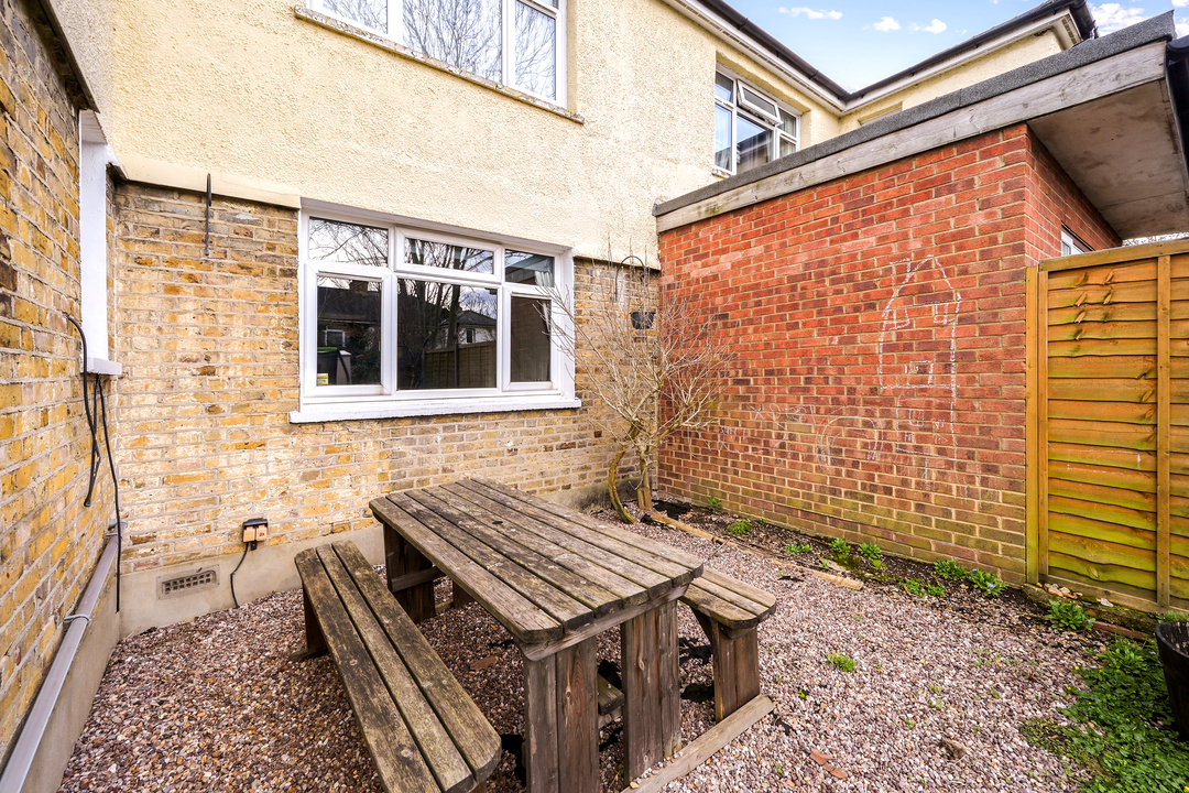 2 bed apartment for sale in Elderberry Road, Ealing, London, W5  - Property Image 6