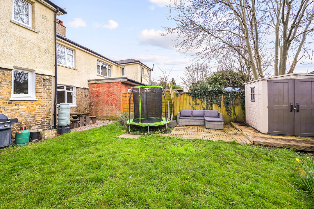 2 bed apartment for sale in Elderberry Road, Ealing, London, W5  - Property Image 5