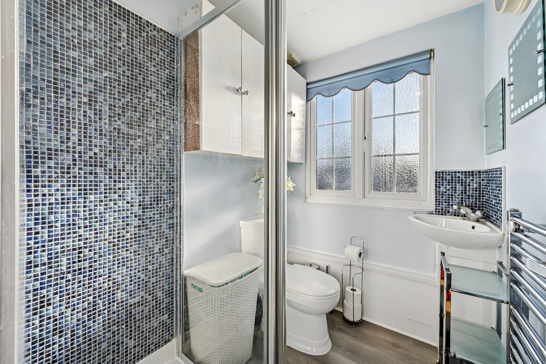 4 bed terraced house for sale in Erlesmere Gardens, Ealing, London, W13  - Property Image 7