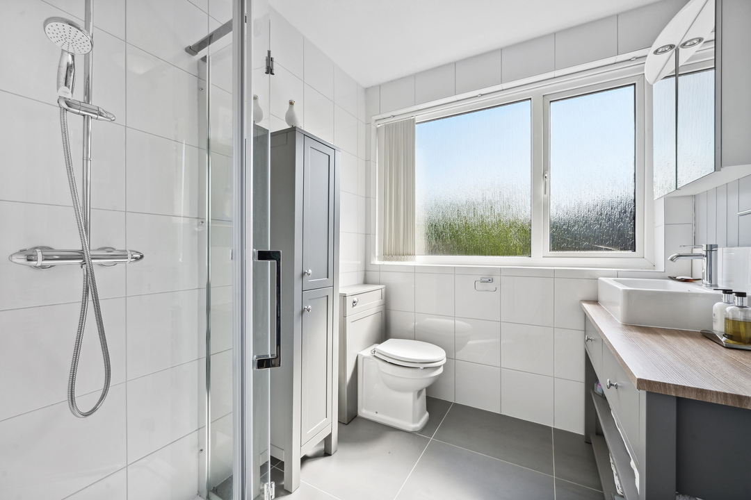 3 bed terraced house for sale in Templewood, Ealing, London, W13  - Property Image 15