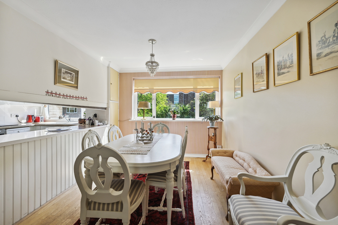 3 bed terraced house for sale in Templewood, Ealing, London, W13  - Property Image 6