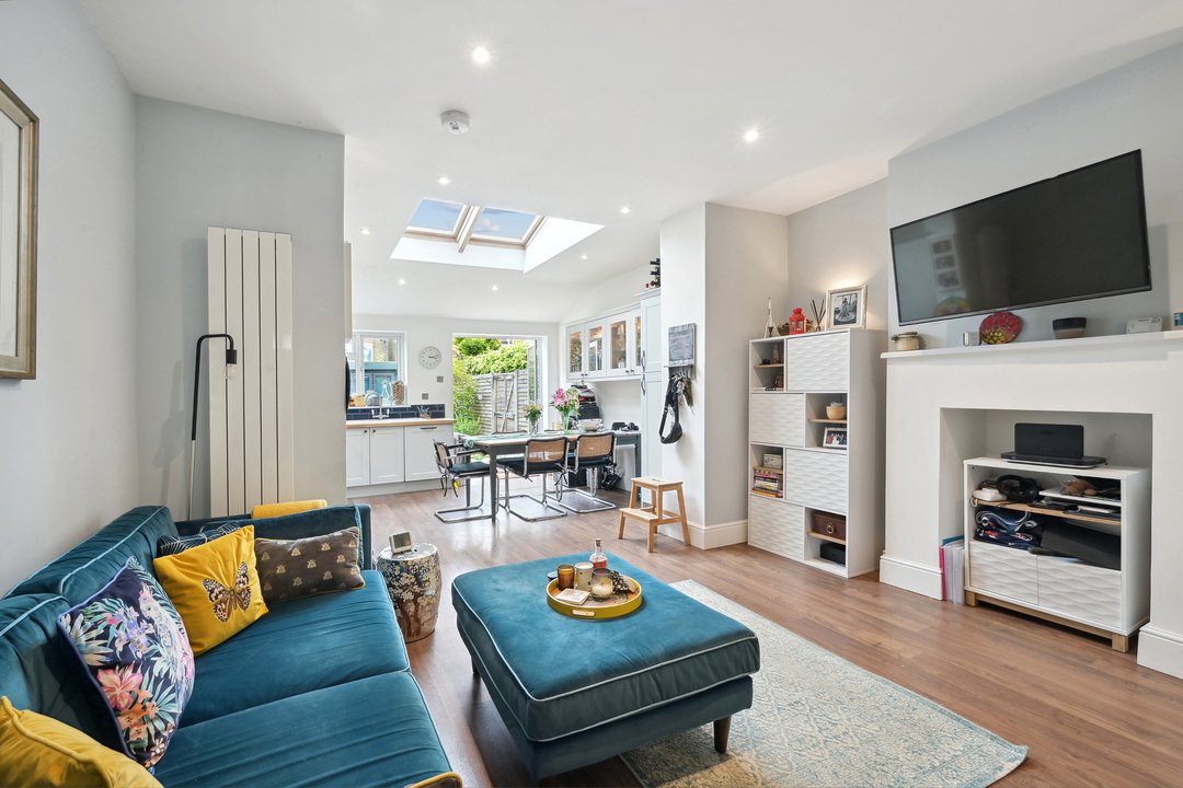 3 bed end of terrace house for sale in Green Avenue, Ealing, Northfields, London, W13  - Property Image 2