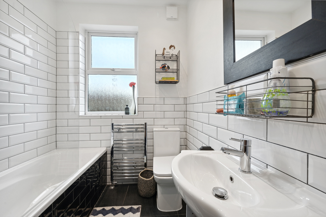 3 bed end of terrace house for sale in Green Avenue, Ealing, Northfields, London, W13  - Property Image 12