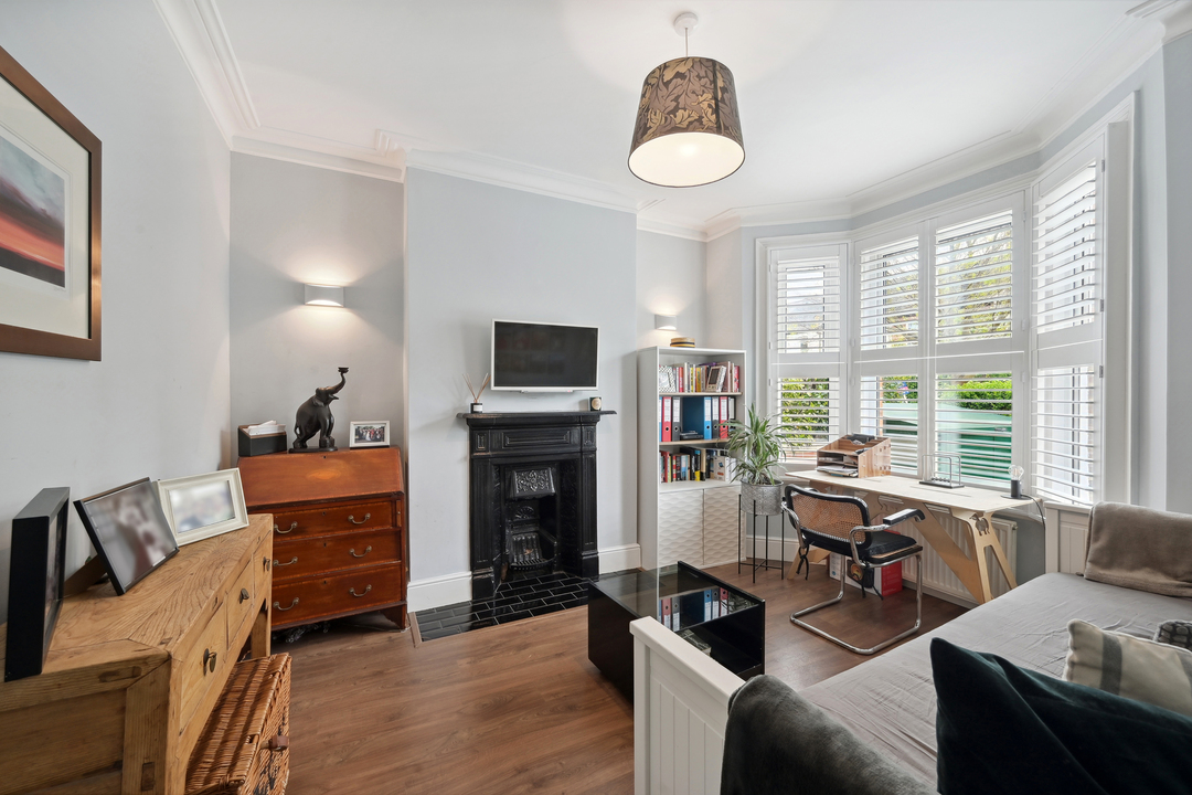 3 bed end of terrace house for sale in Green Avenue, Ealing, Northfields, London, W13  - Property Image 5