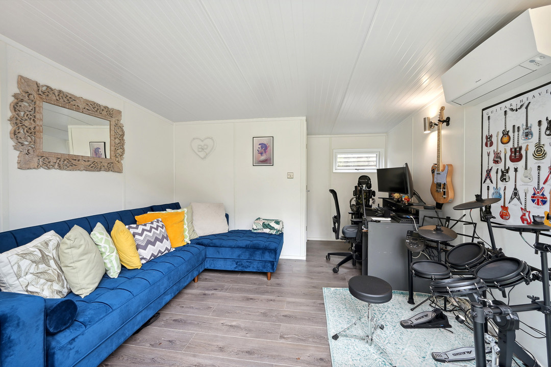 3 bed end of terrace house for sale in Green Avenue, Ealing, Northfields, London, W13  - Property Image 16