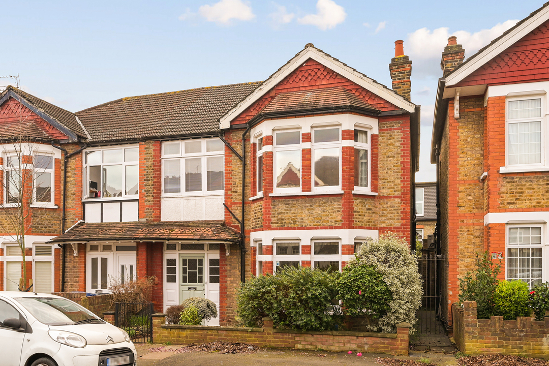 4 bed semi-detached house for sale in Kingsley Avenue, Ealing, London, W13  - Property Image 20
