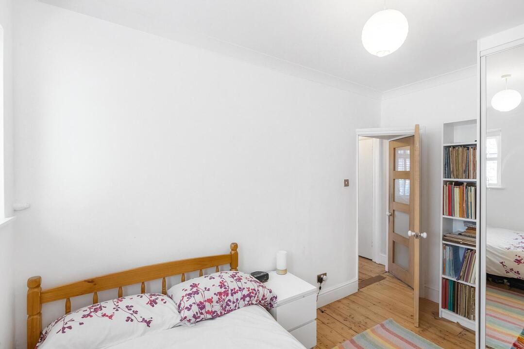 1 bed apartment for sale in Blakesley Avenue, Ealing, London, W5  - Property Image 8
