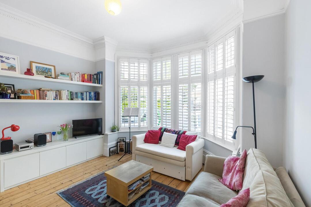 1 bed apartment for sale in Blakesley Avenue, Ealing, London, W5  - Property Image 2