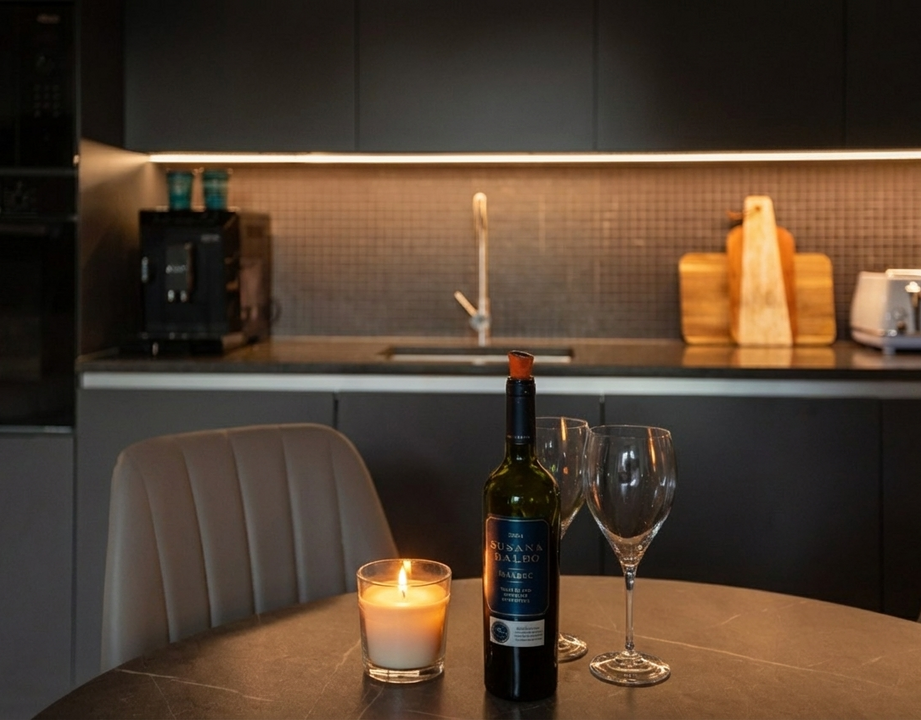 1 bed apartment for sale in Sarsen House, Hanwell Square, Hanwell, London, W7  - Property Image 11