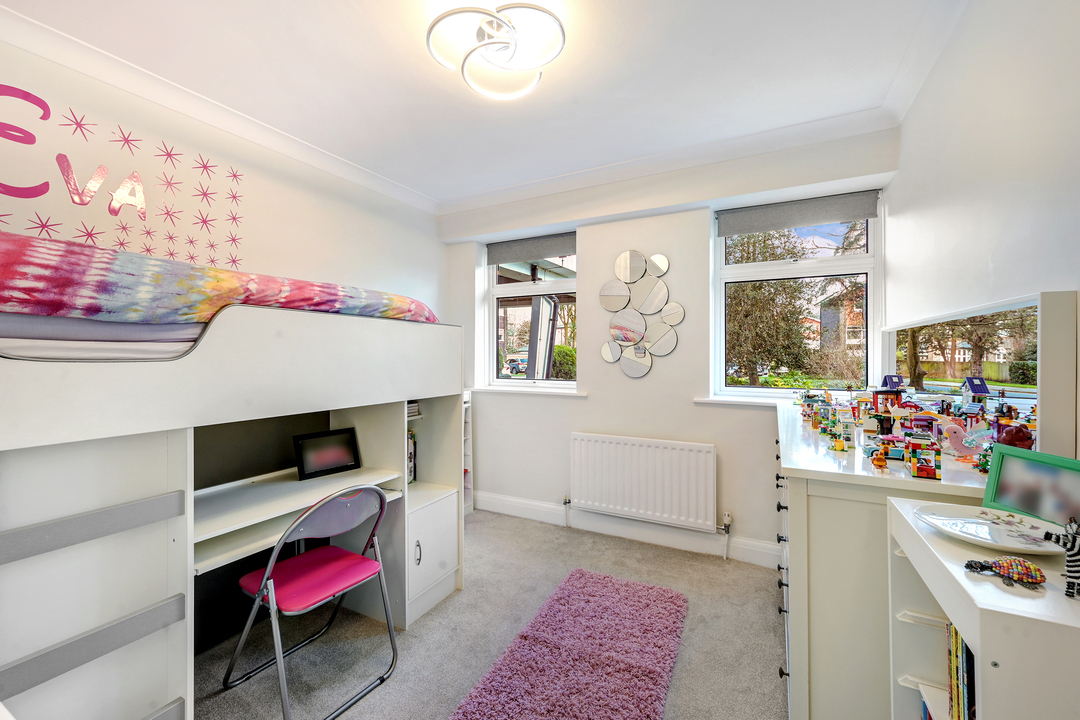 2 bed apartment for sale in The Grange, The Knoll, Ealing, London, W13  - Property Image 14