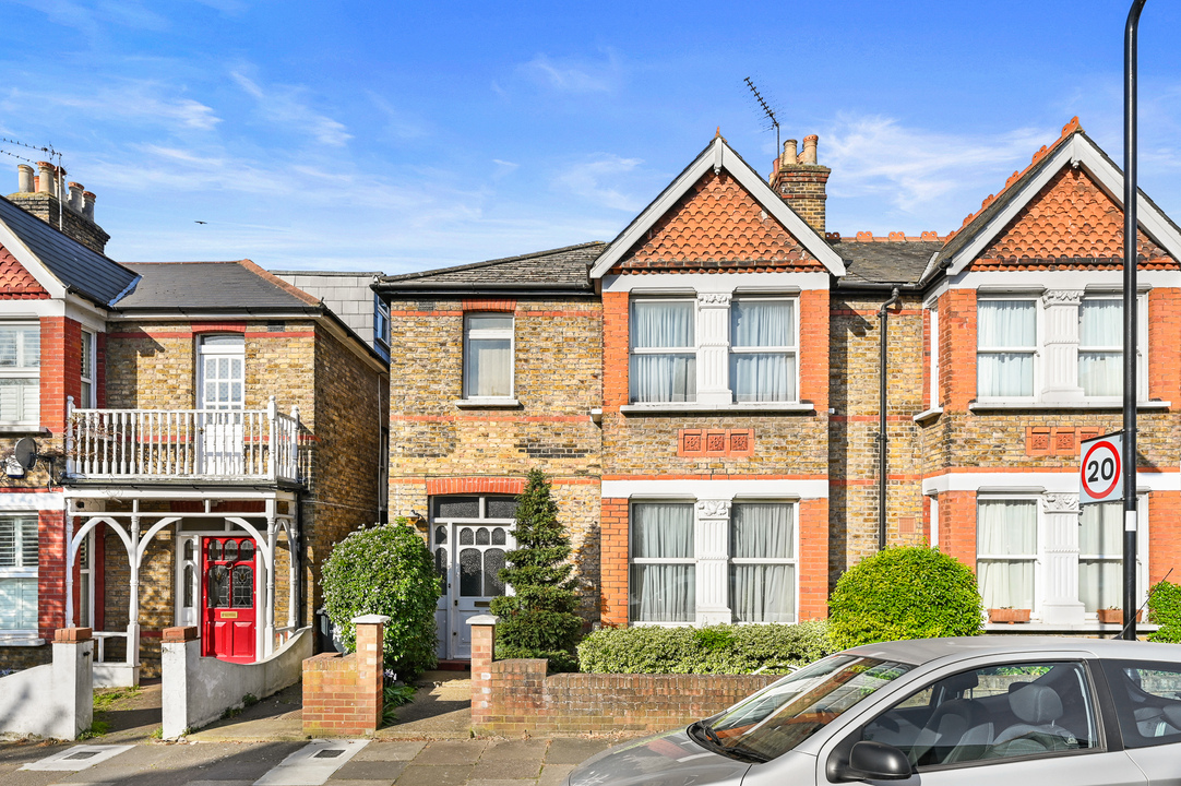 4 bed semi-detached house for sale in Kingsley Avenue, Ealing, London, W13 - Property Image 1