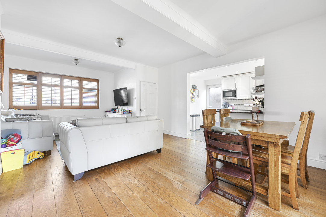3 bed semi-detached house to rent in Harp Road, Hanwell, London, W7  - Property Image 1