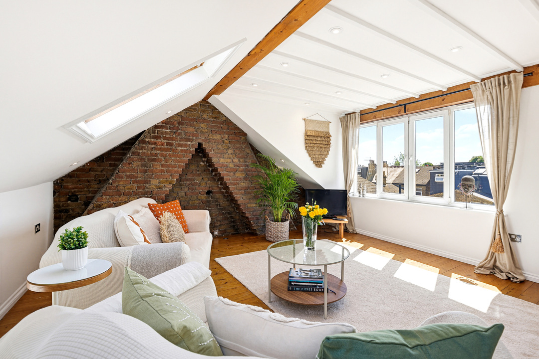 3 bed maisonette for sale in Glenfield Road, Ealing, London, W13  - Property Image 3