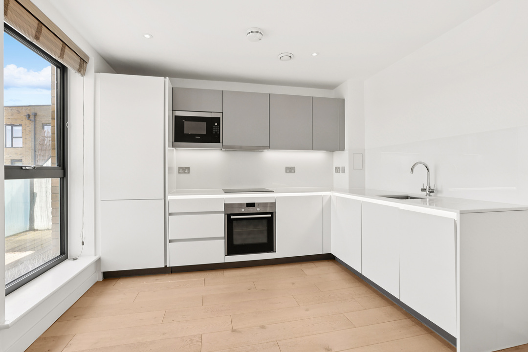 2 bed apartment for sale in Redwell House, West Ealing, London, W13 - Property Image 1