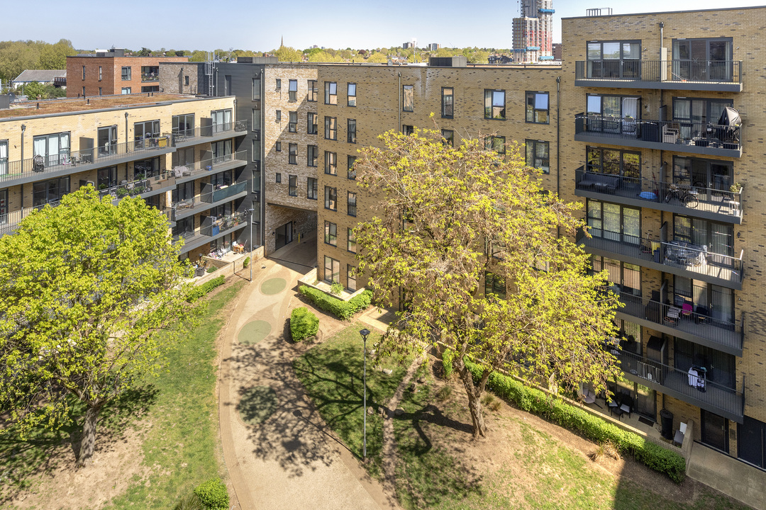 2 bed apartment for sale in Redwell House, West Ealing, London, W13  - Property Image 14
