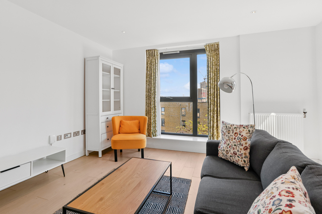 2 bed apartment for sale in Redwell House, West Ealing, London, W13  - Property Image 8