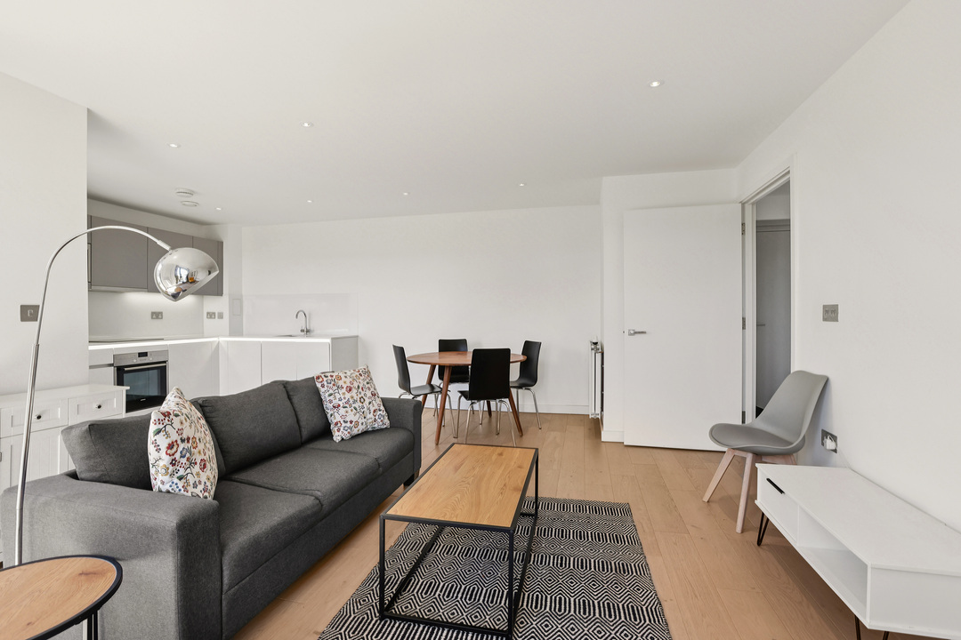 2 bed apartment for sale in Redwell House, West Ealing, London, W13  - Property Image 7