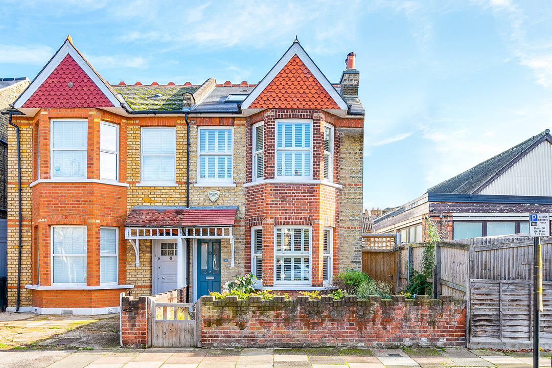 4 bed semi-detached house for sale in Lynton Avenue, Ealing, London, W13  - Property Image 2