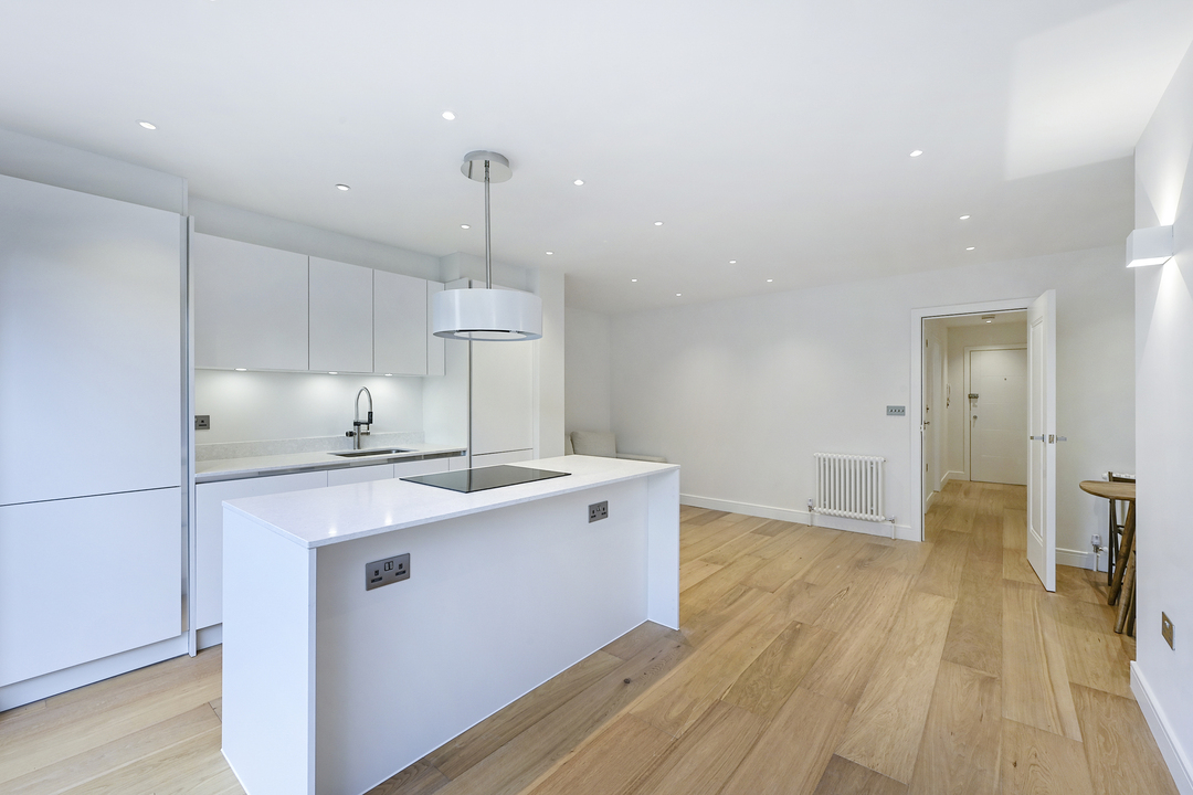 1 bed apartment for sale in Burnham Way, Ealing, London, W13  - Property Image 4