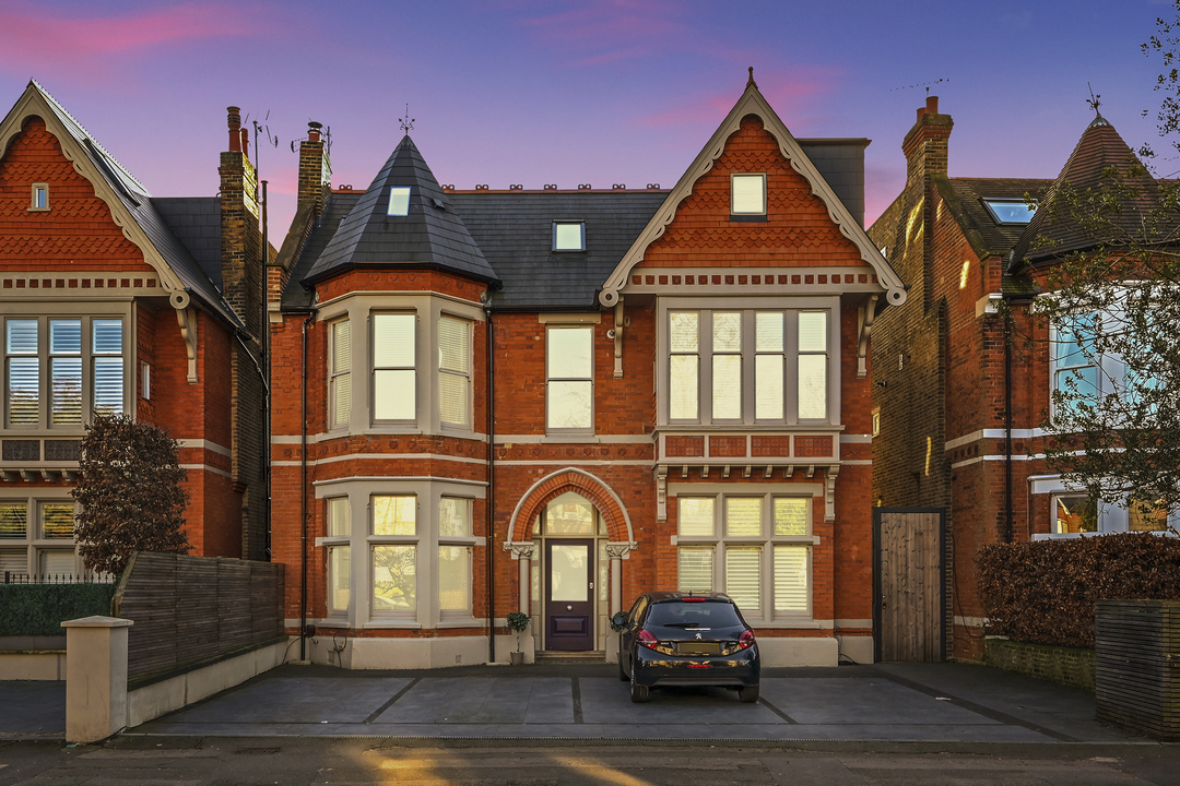 1 bed apartment for sale in Gordon Road, Ealing, London, W5  - Property Image 4