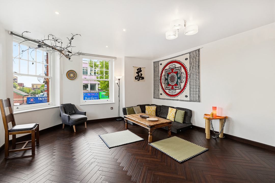 2 bed apartment for sale in Broadway, Ealing, London, W13  - Property Image 1