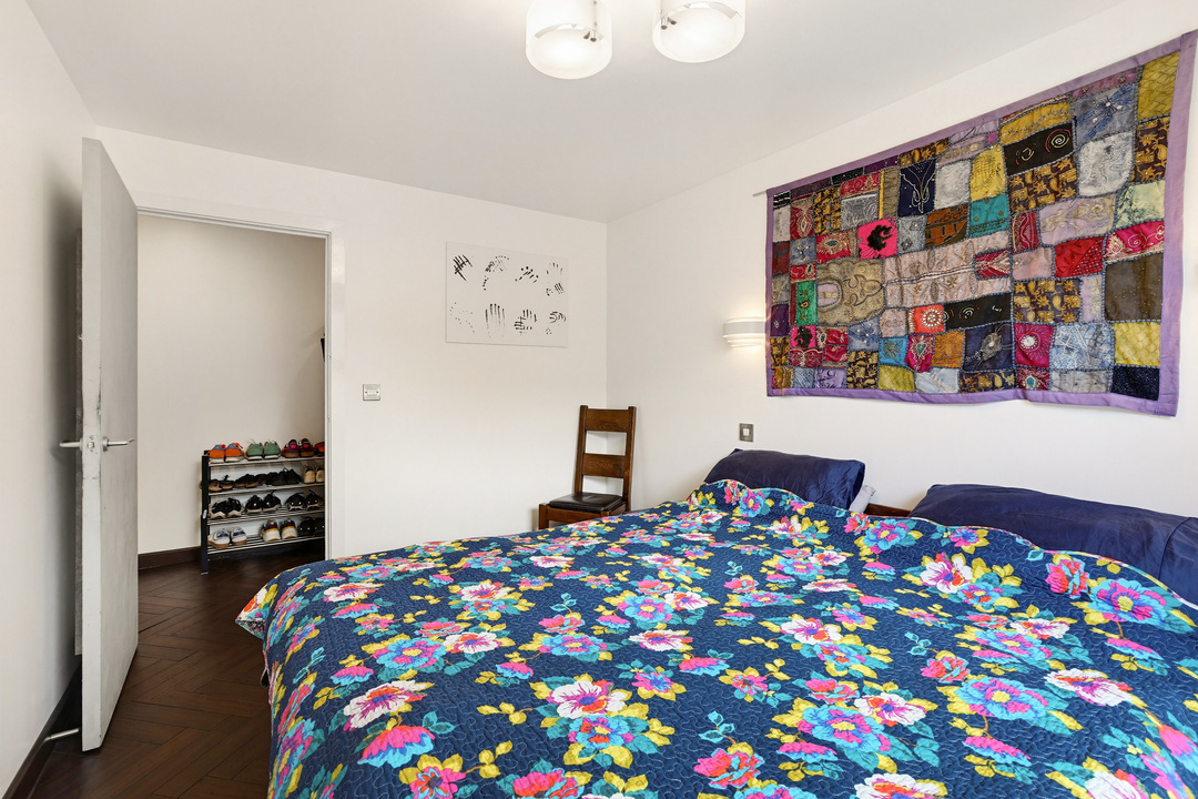 2 bed apartment for sale in Broadway, Ealing, London, W13  - Property Image 7