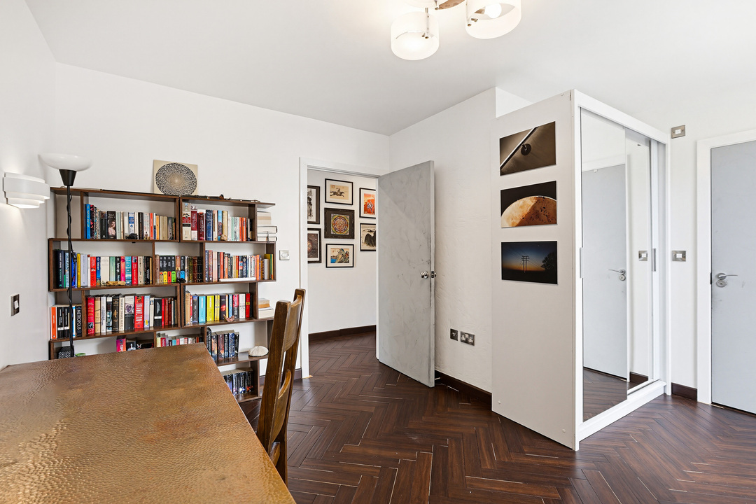 2 bed apartment for sale in Broadway, Ealing, London, W13  - Property Image 14