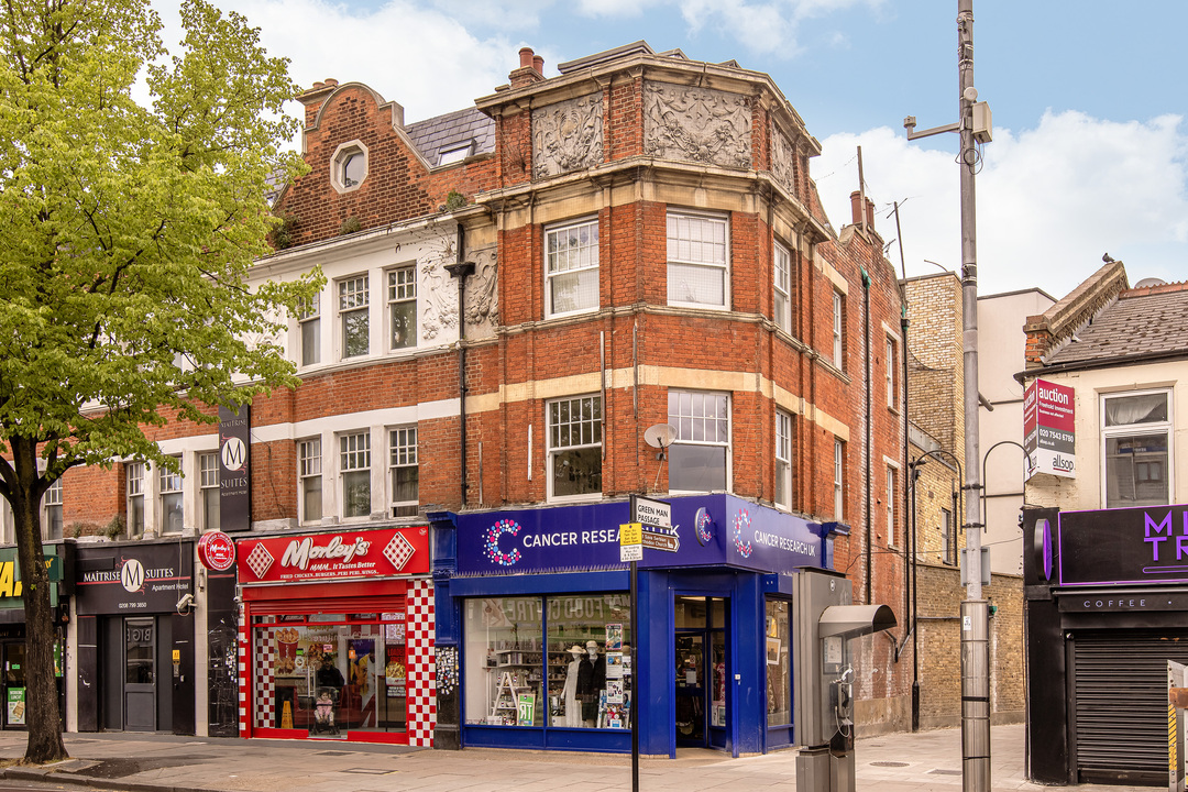 2 bed apartment for sale in Broadway, Ealing, London, W13  - Property Image 18