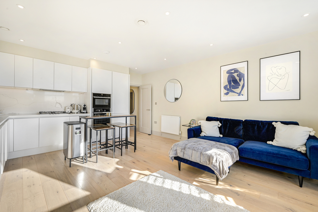 1 bed apartment for sale in Gunnersbury Avenue, Ealing, London, W5  - Property Image 8